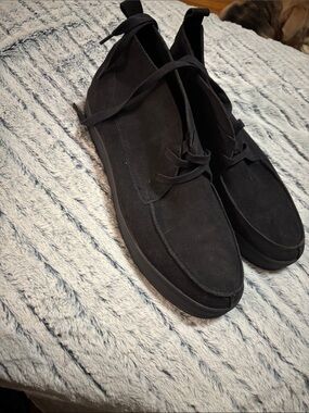 Men's BlueSuede Casual Chukka Boots - Lace-Up Comfort